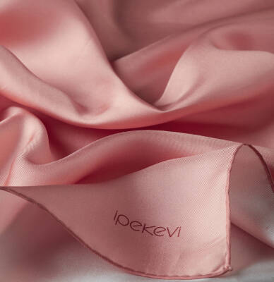 İPEKEVİ ŞEKER PEMBESİ DÜZ TİVİL İPEK EŞARP - 2